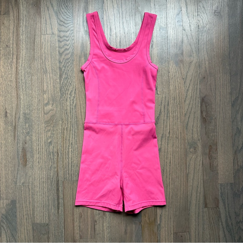 SET Shortysuit